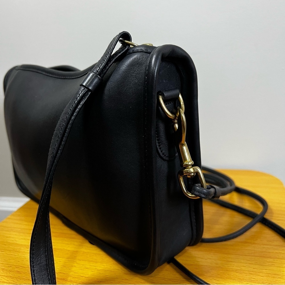 COACH | Vintage Bonnie Cashin Leather Bag - Picture 6 of 12